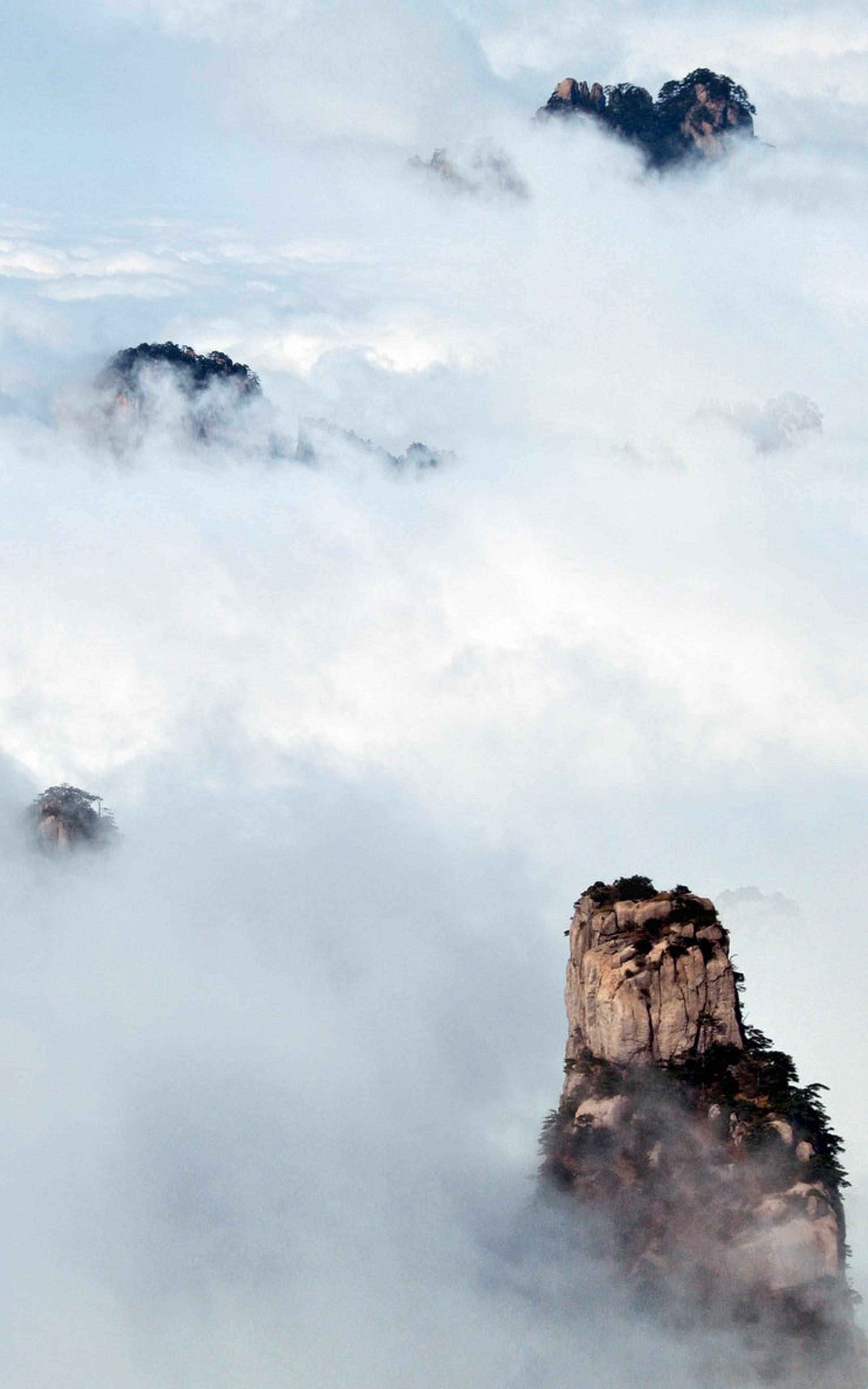 Above Clouds I Phone - HD Wallpaper 