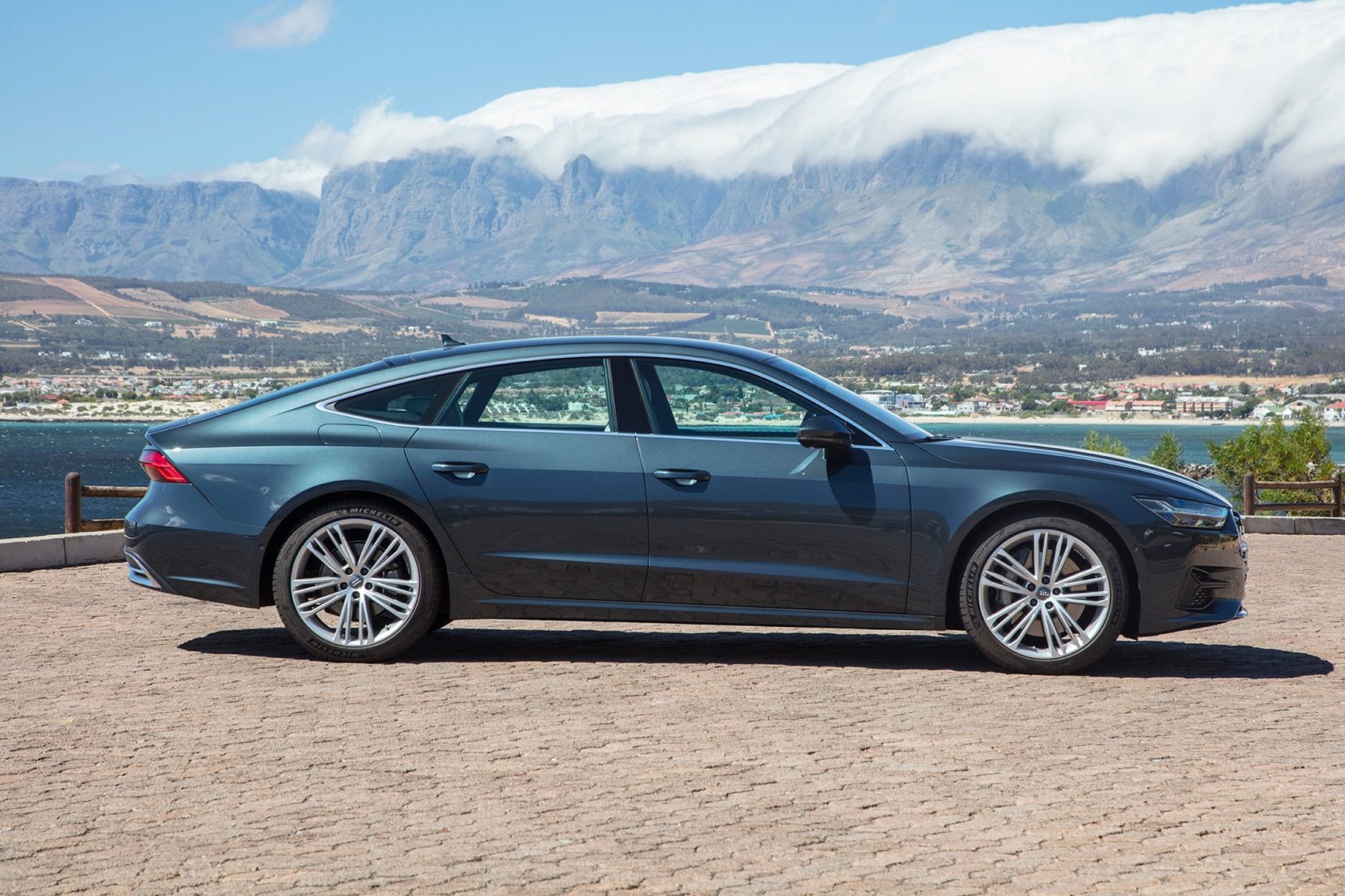 2019 Audi A7 Look Hd Wallpaper - 2019 Audi A7 Msrp - HD Wallpaper 