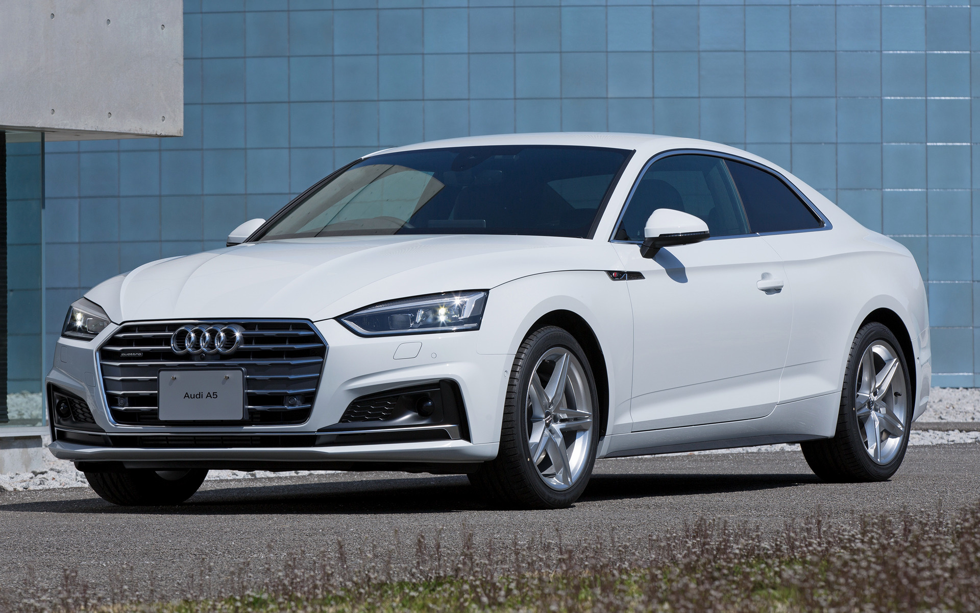 Audi A5 Coupe S Line 2017 - HD Wallpaper 