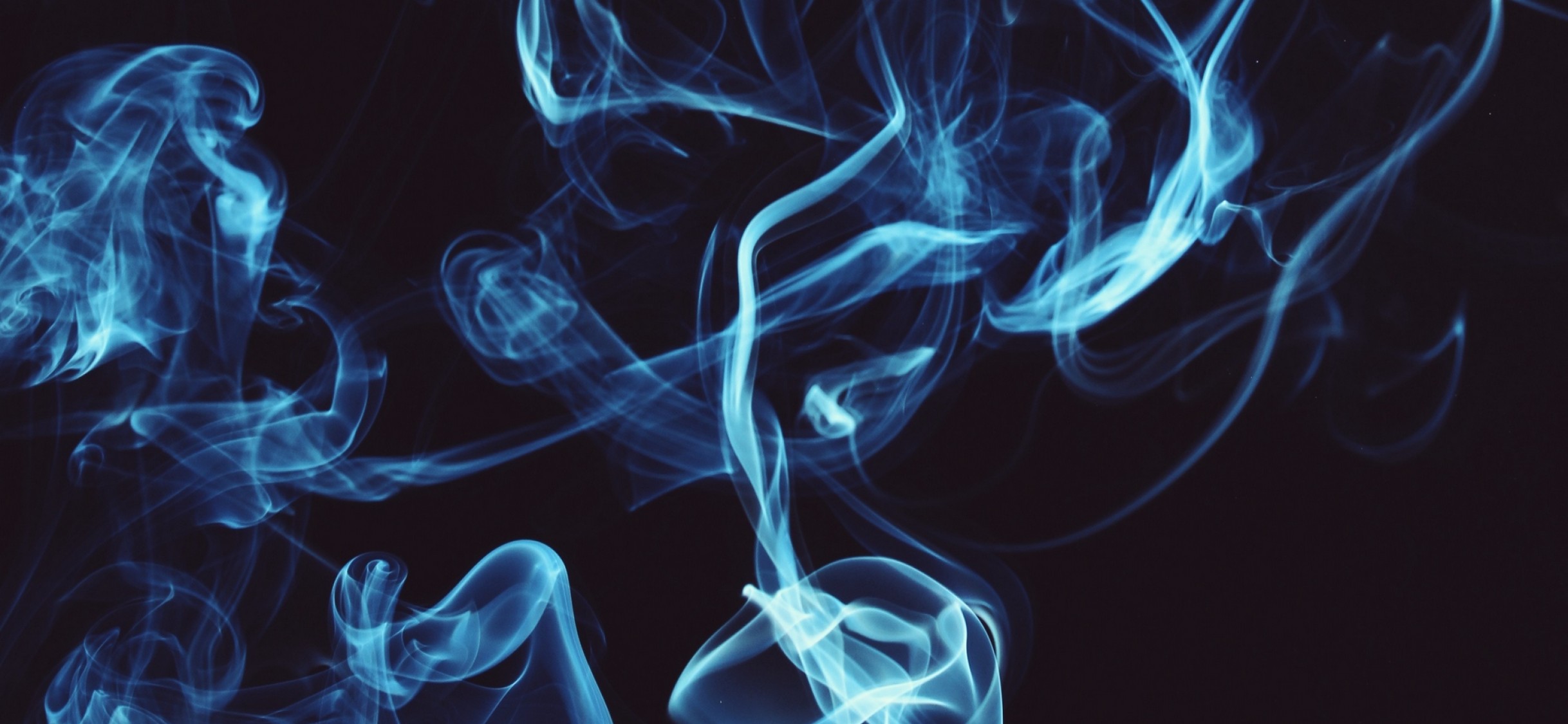 Blue Smoke Iphone Wallpper - HD Wallpaper 
