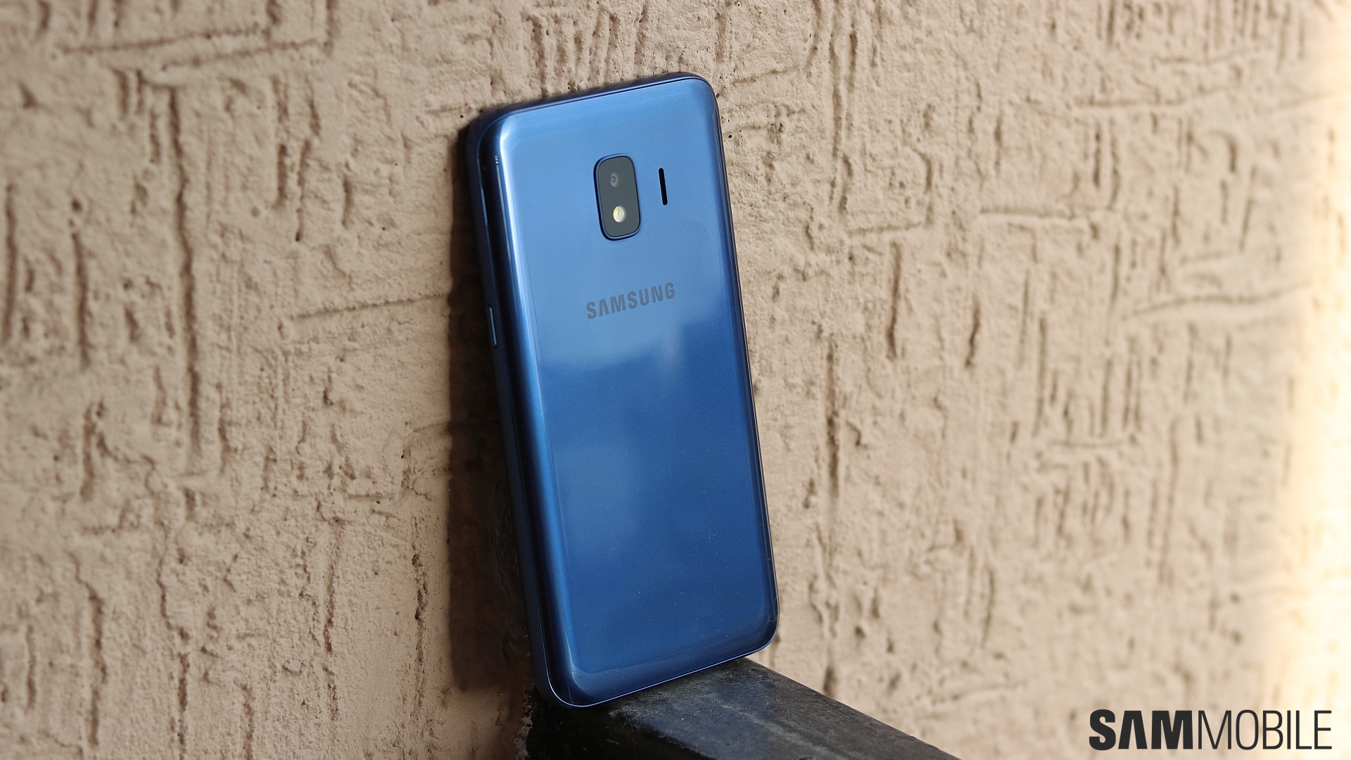 Samsung Galaxy J2 Core Hands - HD Wallpaper 