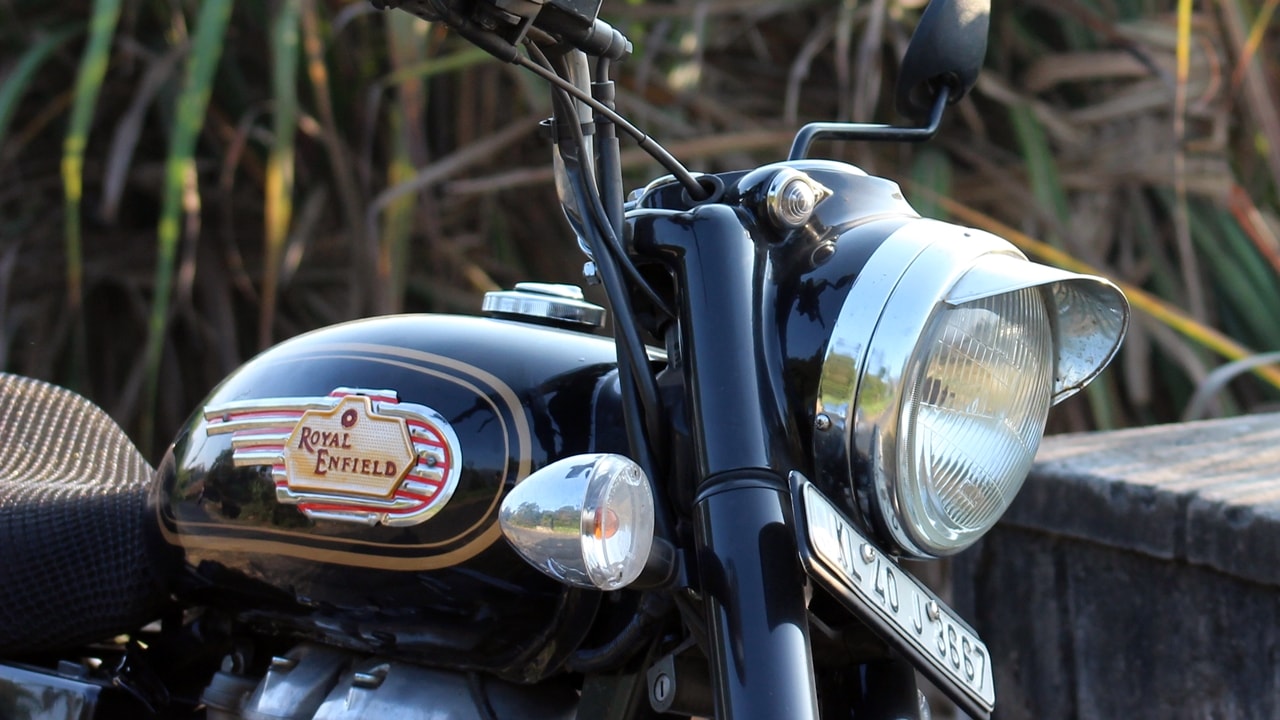 Royal Enfield Classic 350 Wallpapers - Whatsapp Wallpaper Bullet Standard - HD Wallpaper 