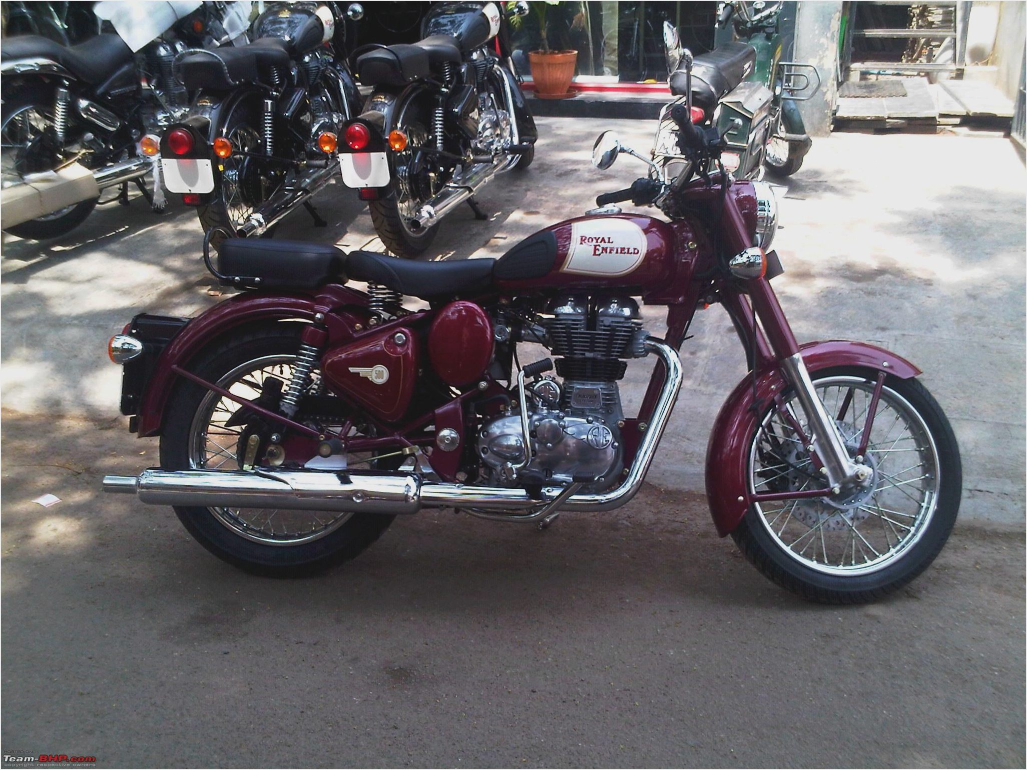 Royal Enfield Bullet 350 Classic 2007 Images - Royal Enfield Classic 500 Price In Lucknow - HD Wallpaper 