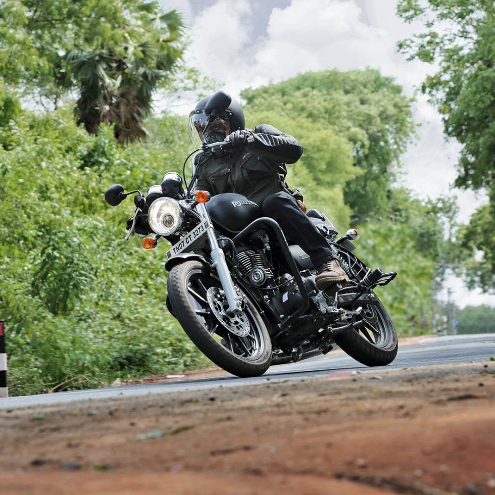 Royal Enfield Thunderbird - HD Wallpaper 