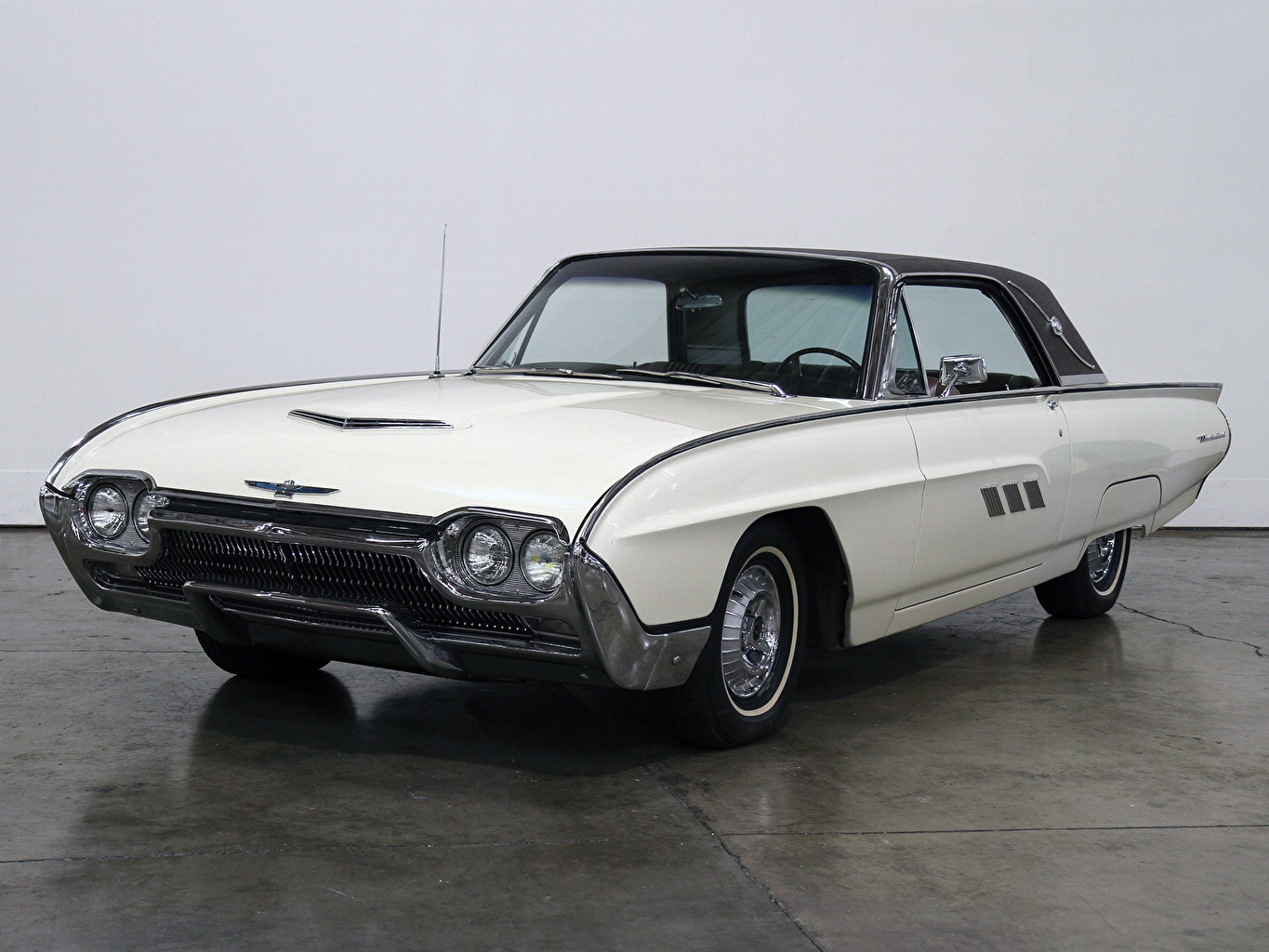 Ford Thunderbird - HD Wallpaper 