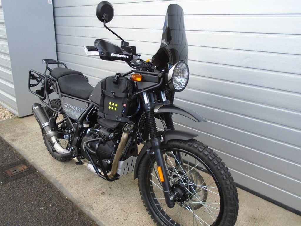Used 2020 69 Royal Enfield Himalayan Royal Enfield - Royal Enfield Himalayan Bark Busters - HD Wallpaper 