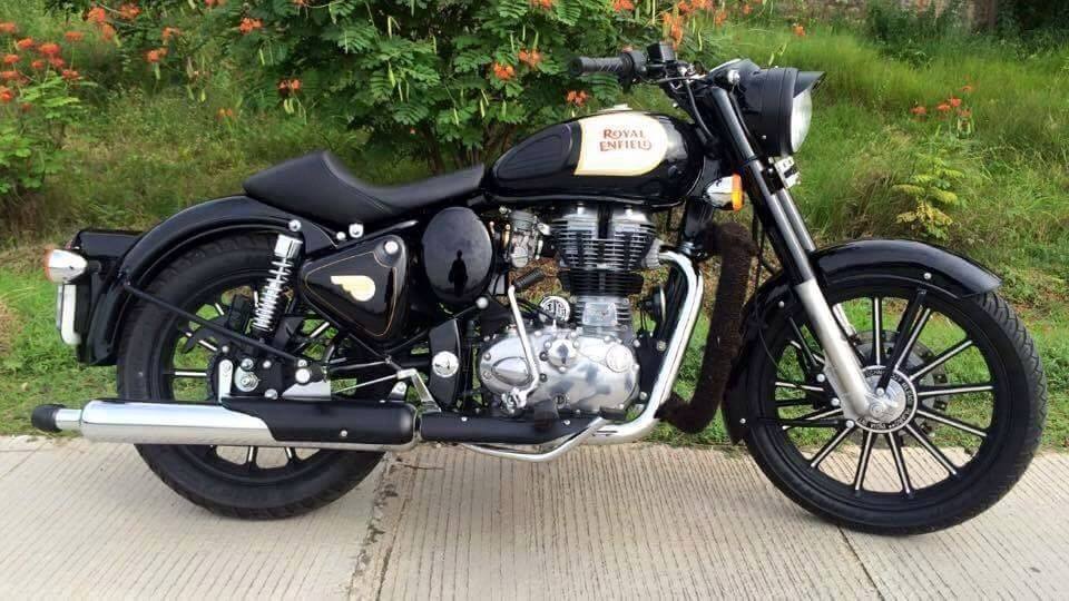 Royal Enfield Bullet 500 Black Colour - New Royal Enfield Bullet - HD Wallpaper 