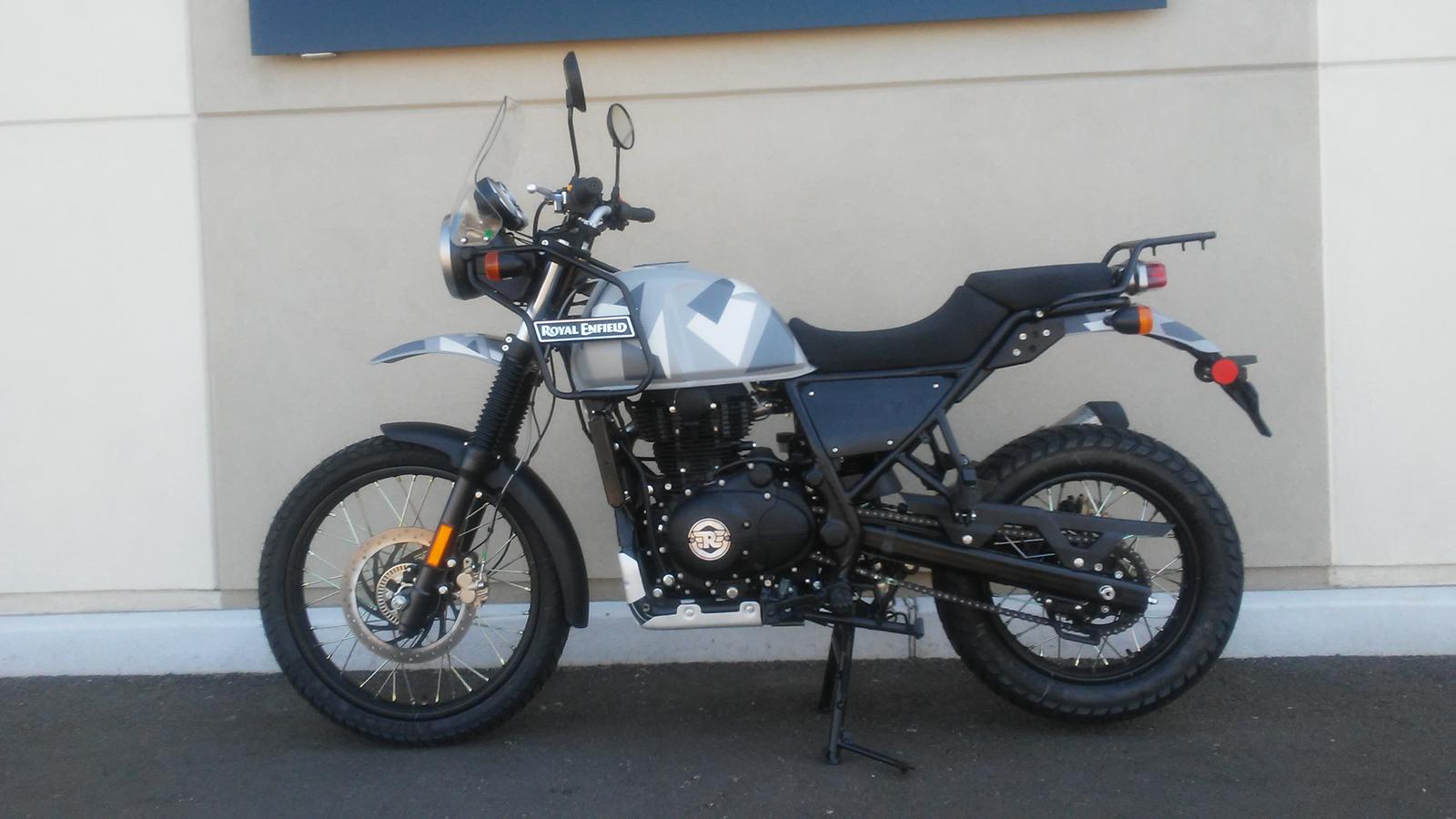 Moped - HD Wallpaper 