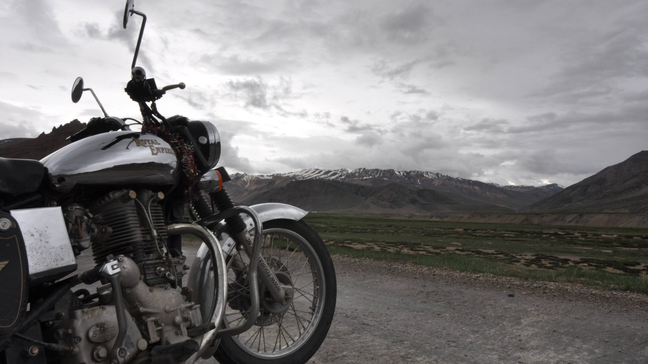 Bike Quotes Royal Enfield - HD Wallpaper 