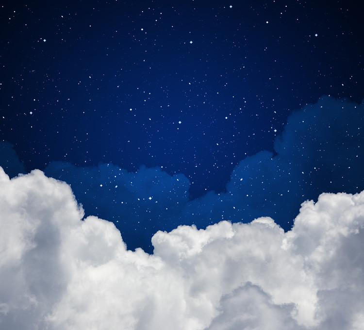White Clouds In Night Sky - HD Wallpaper 