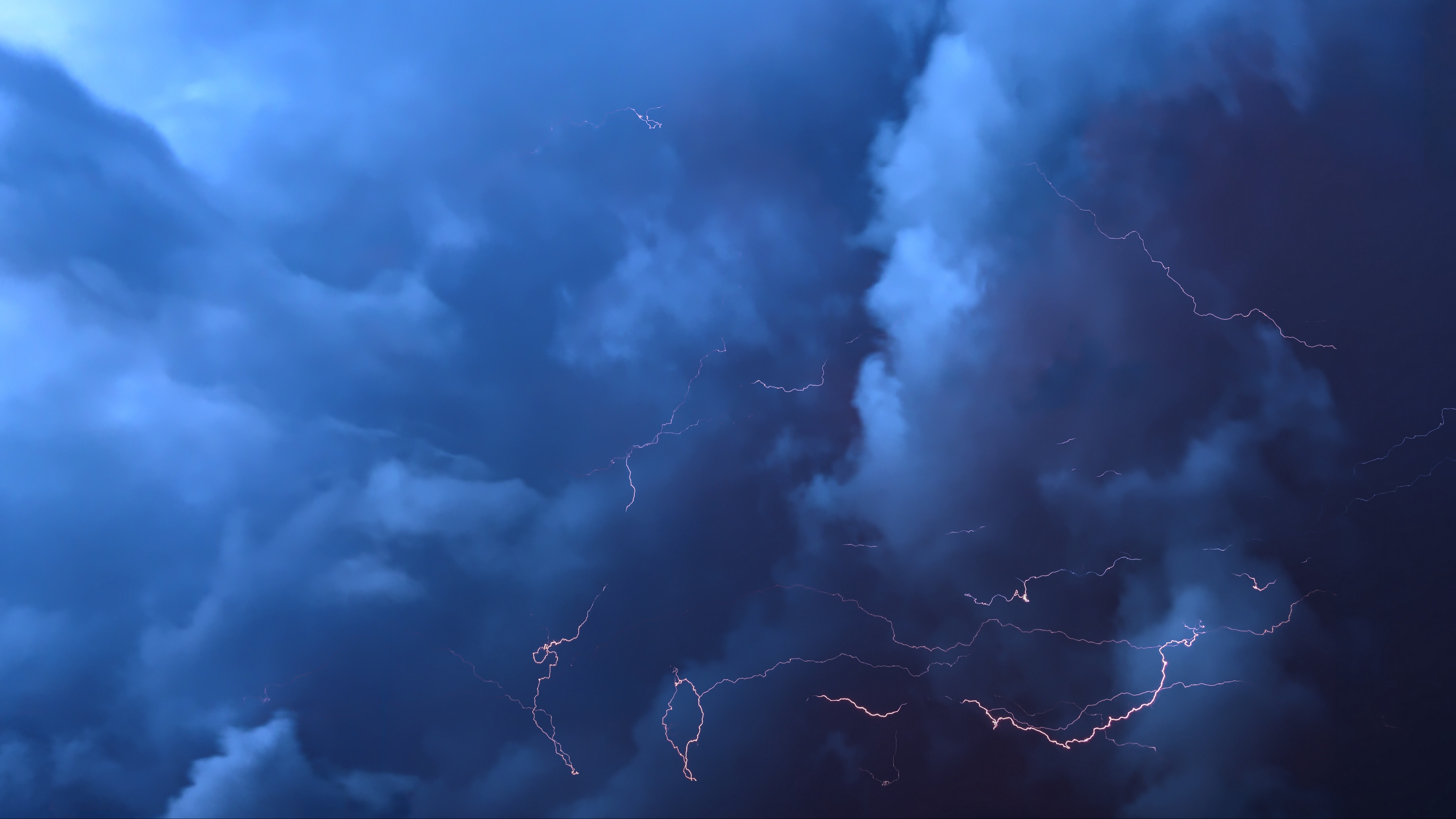 Wallpaper Lightning, Thunderstorm, Clouds, Overcast - Thunderstorm Wallpaper 4k - HD Wallpaper 