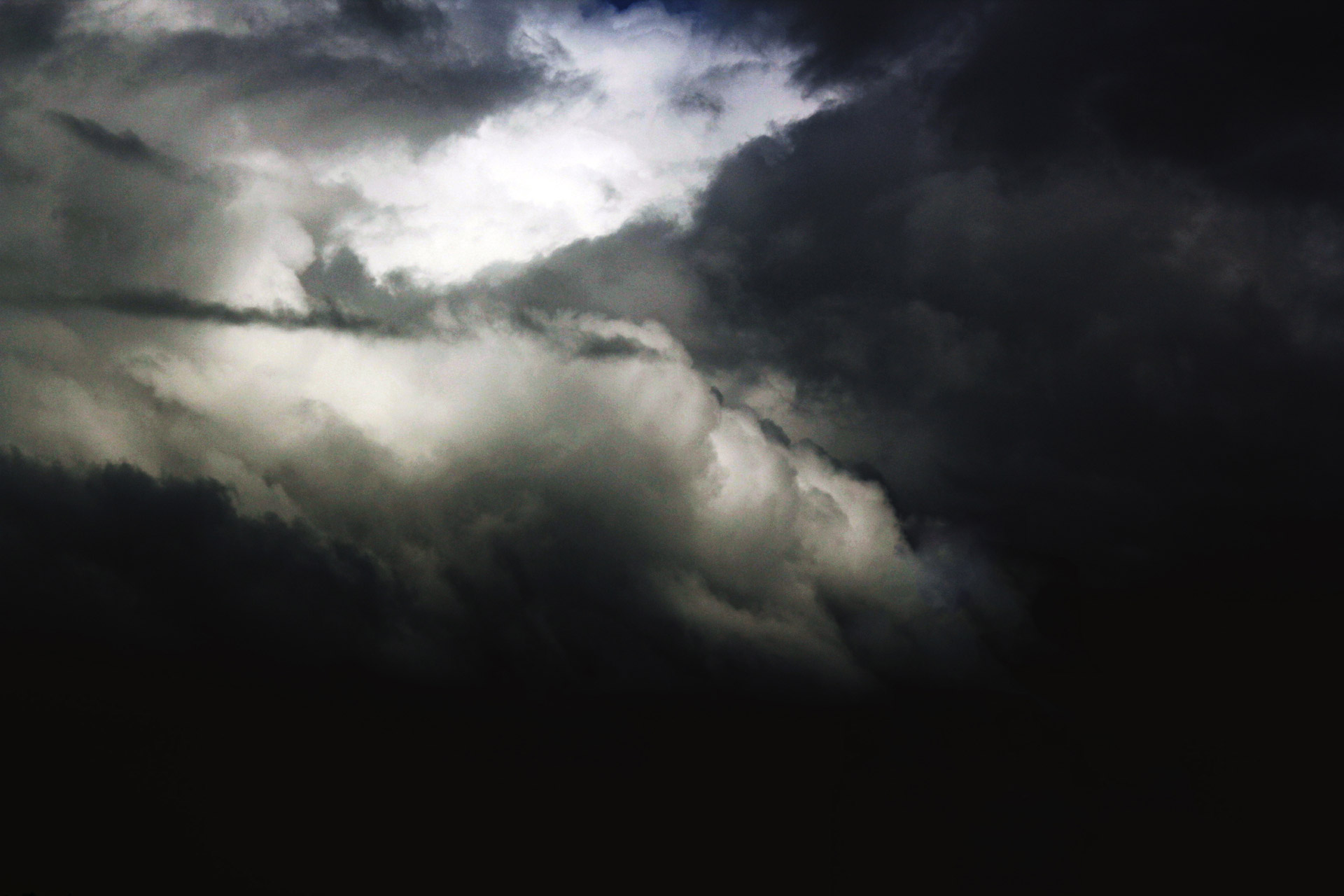 Clouds Cloudy sky Nature Free Photo - Very Dark Cloudy Sky - HD Wallpaper 