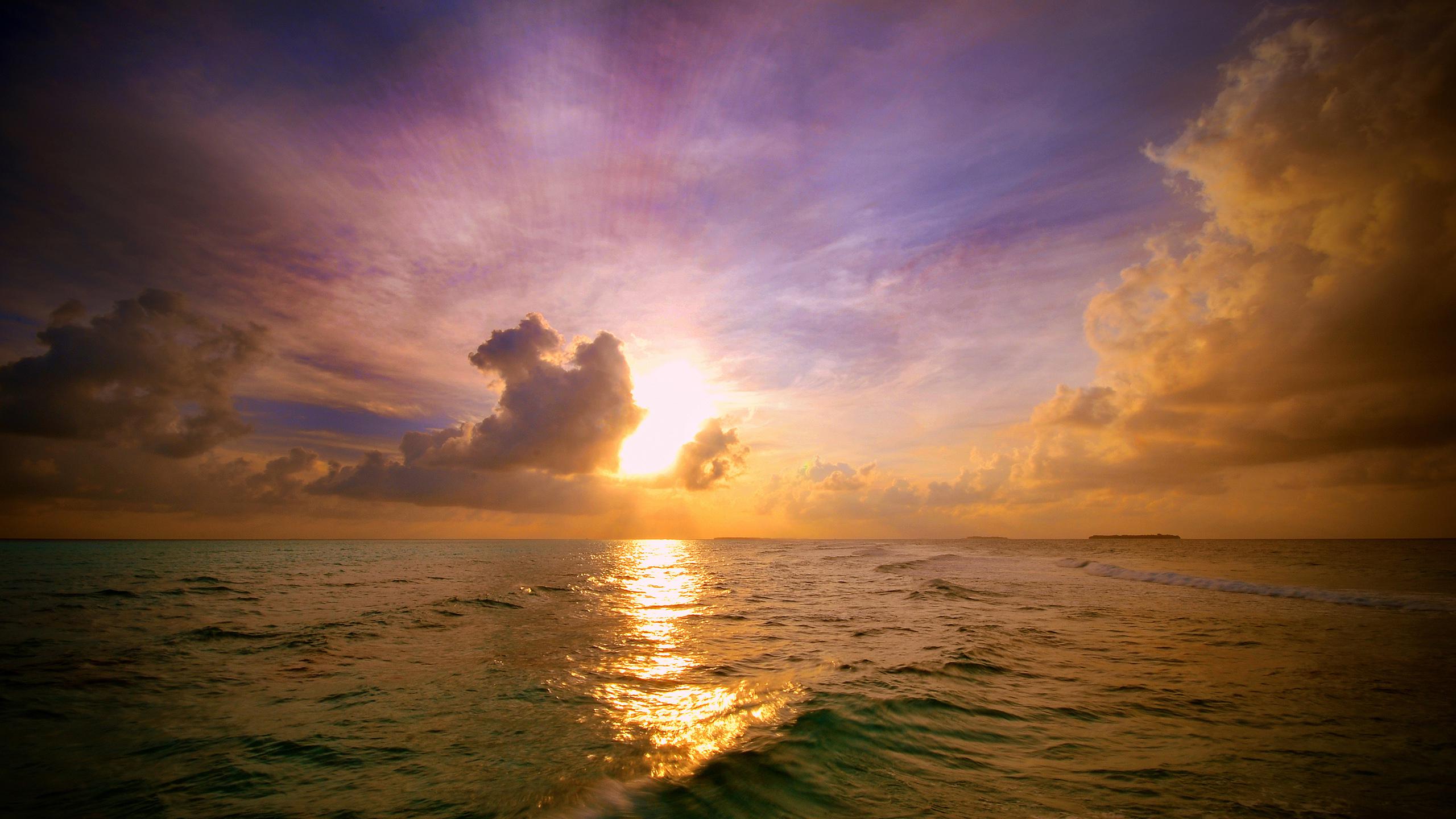 Hd Sunset Clouds Sea Background Images Wallpaper - Beautiful Ocean Sunset - HD Wallpaper 