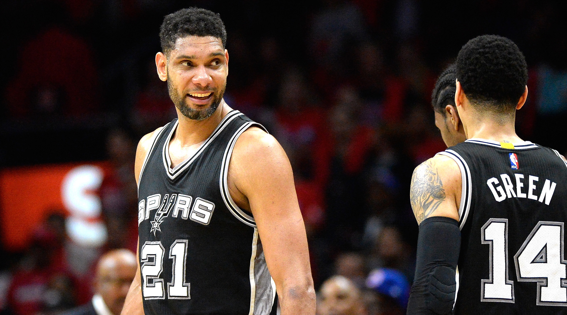 Timduncan-1 - Tim Duncan Stretch Marks - HD Wallpaper 
