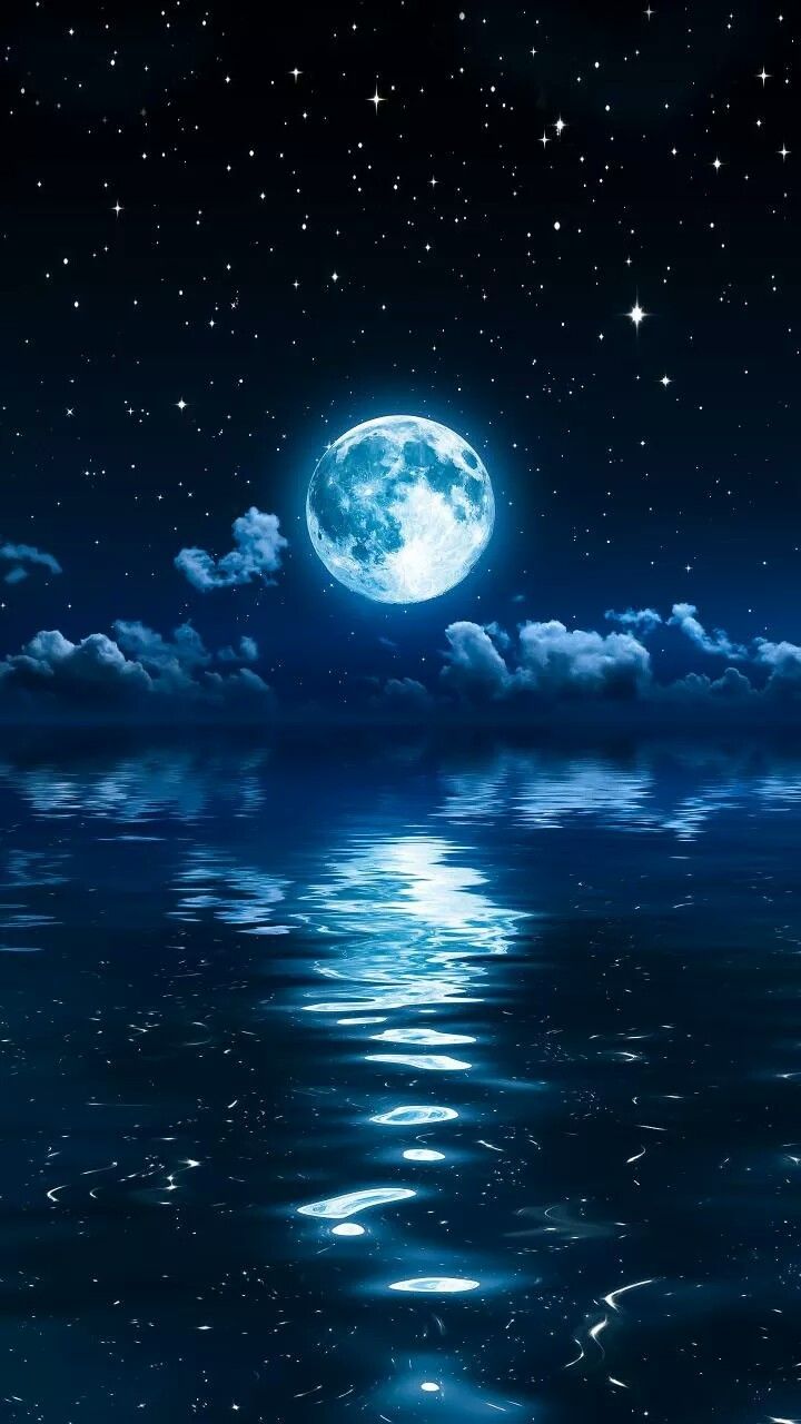 Moon - HD Wallpaper 
