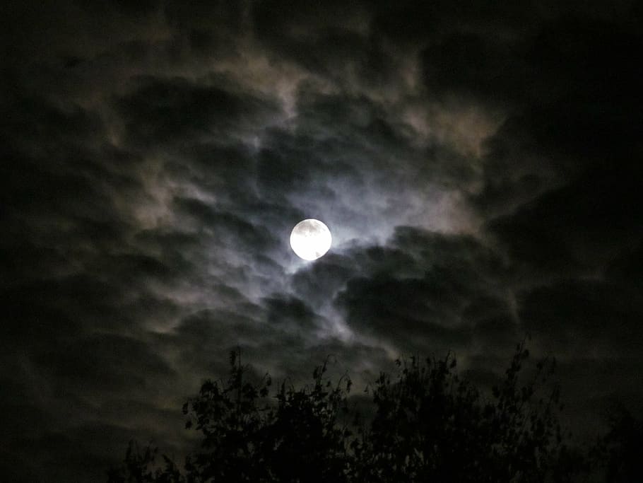 Full, Moon, Cloudy, Sky Wallpaper, Moonlight, Night, - Dark Cloudy Night Sky - HD Wallpaper 