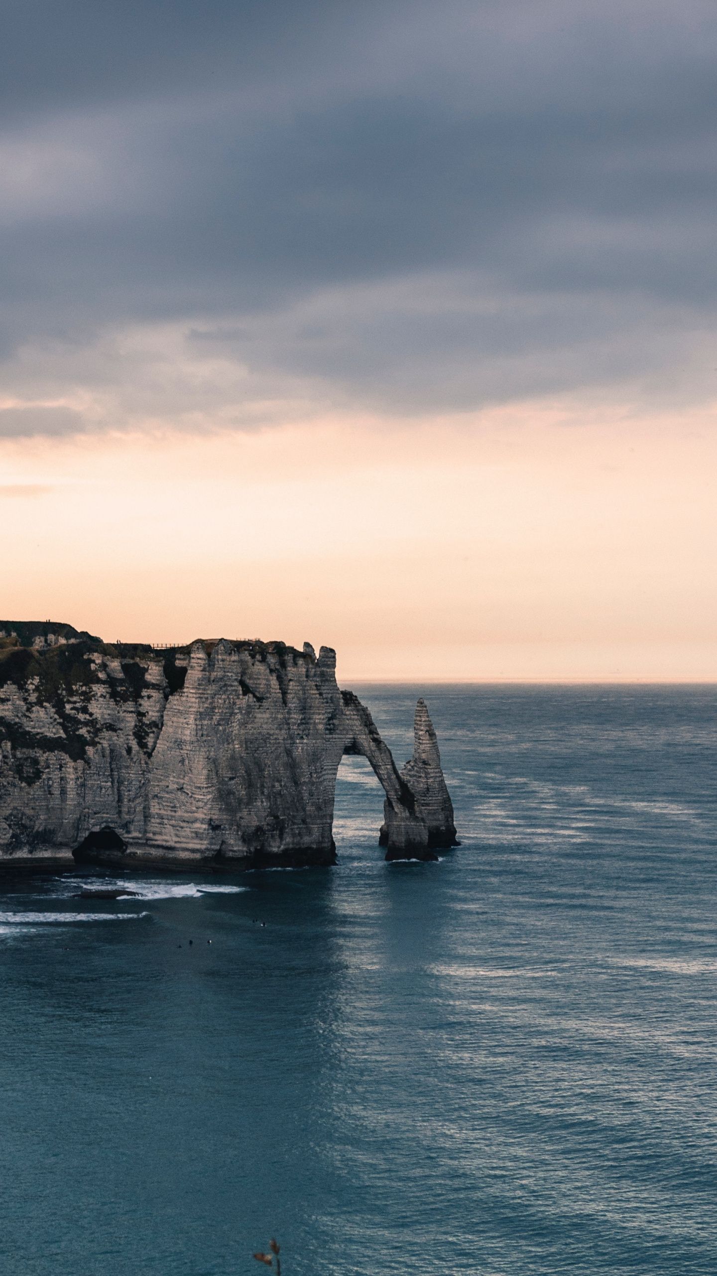 Aval Cliff - HD Wallpaper 