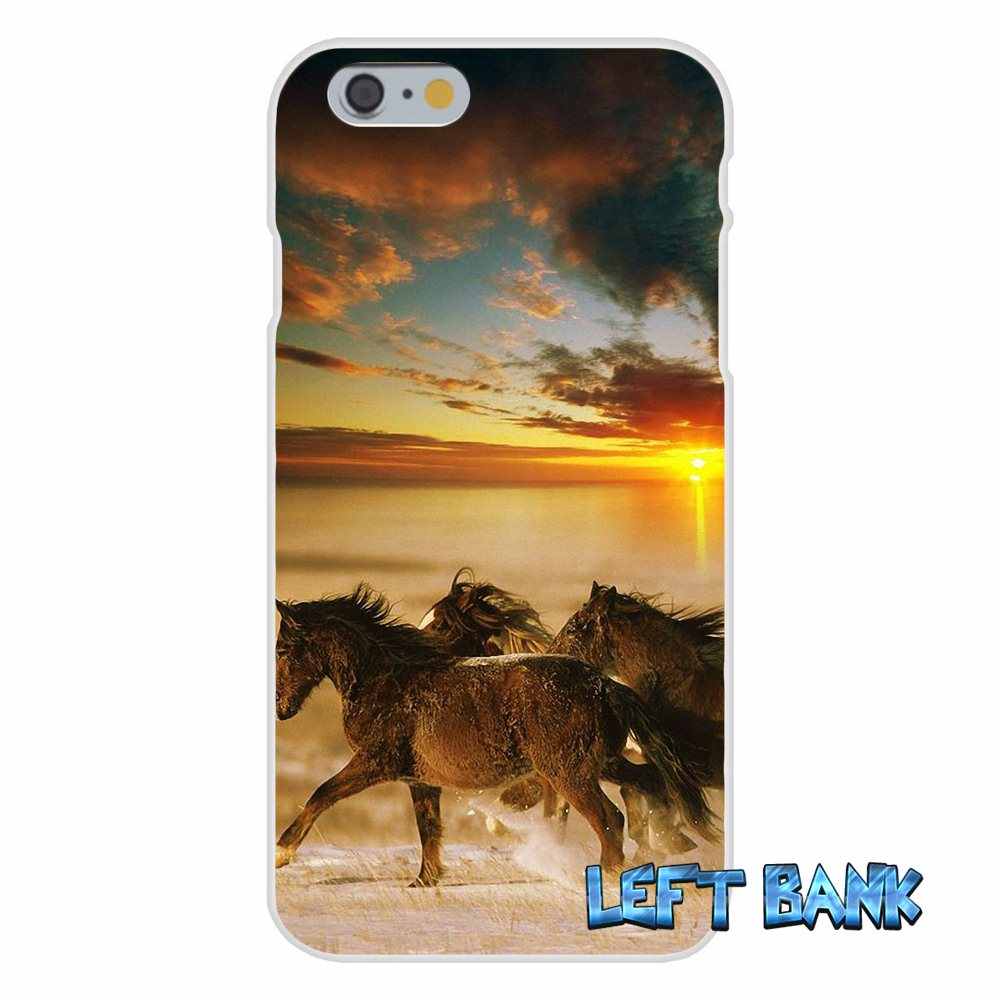 Beautiful Horses In Sunset Hd Wallpaper Silicone Phone - Libertà Non Ha Prezzo - HD Wallpaper 