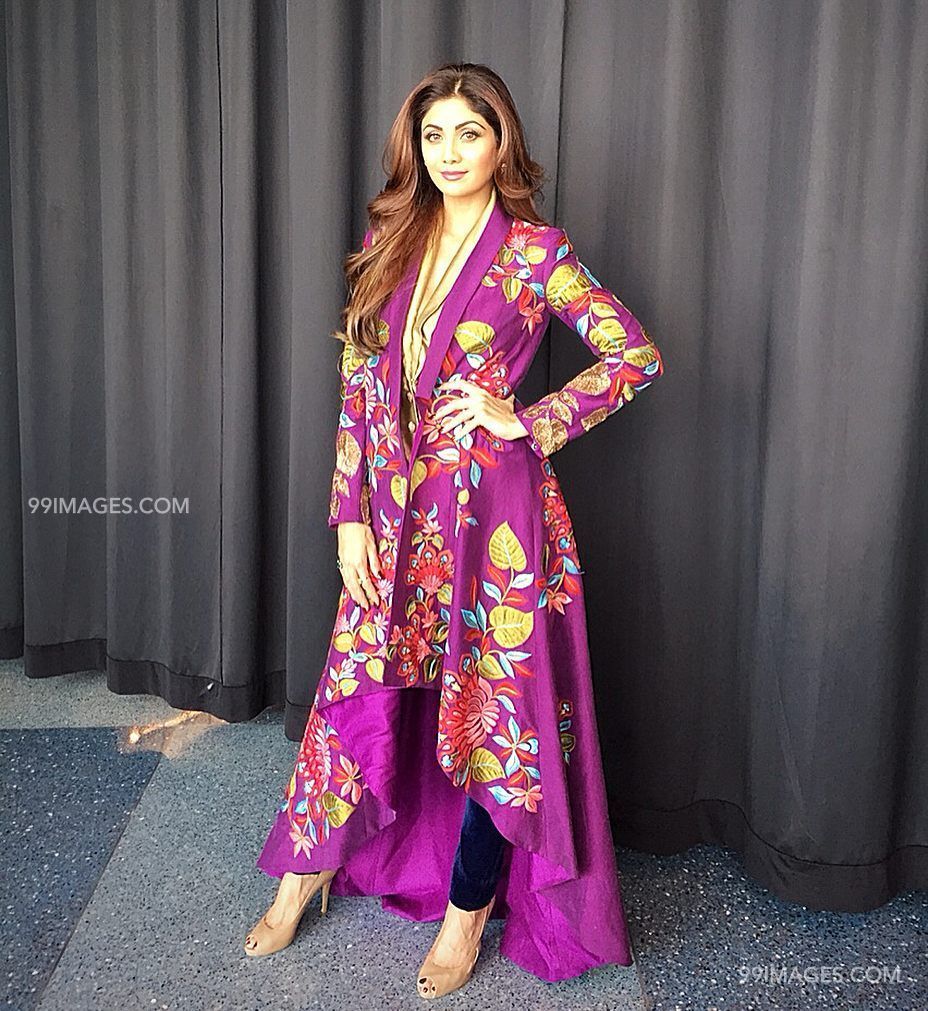 Shilpa Shetty Beautiful Hd Photoshoot Stills & Mobile - Manish Malhotra Indo Western - HD Wallpaper 