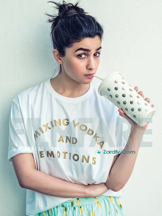 Alia Bhatt In Prada Song - HD Wallpaper 