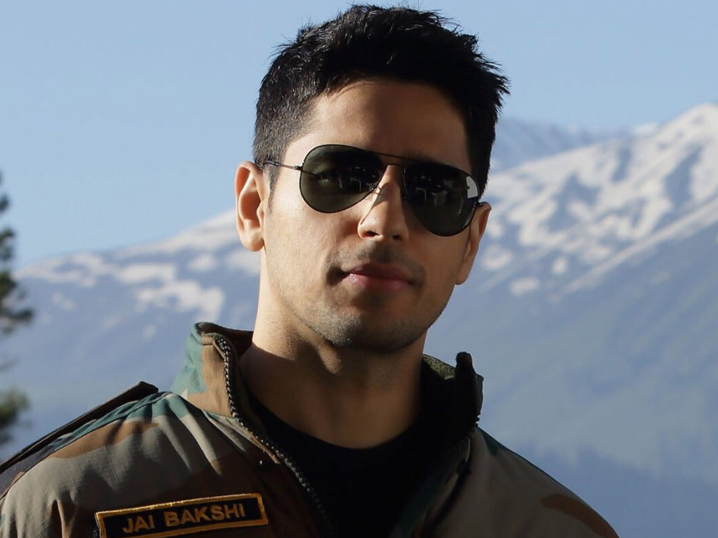 Aiyaary Movie Sidharth Malhotra - HD Wallpaper 