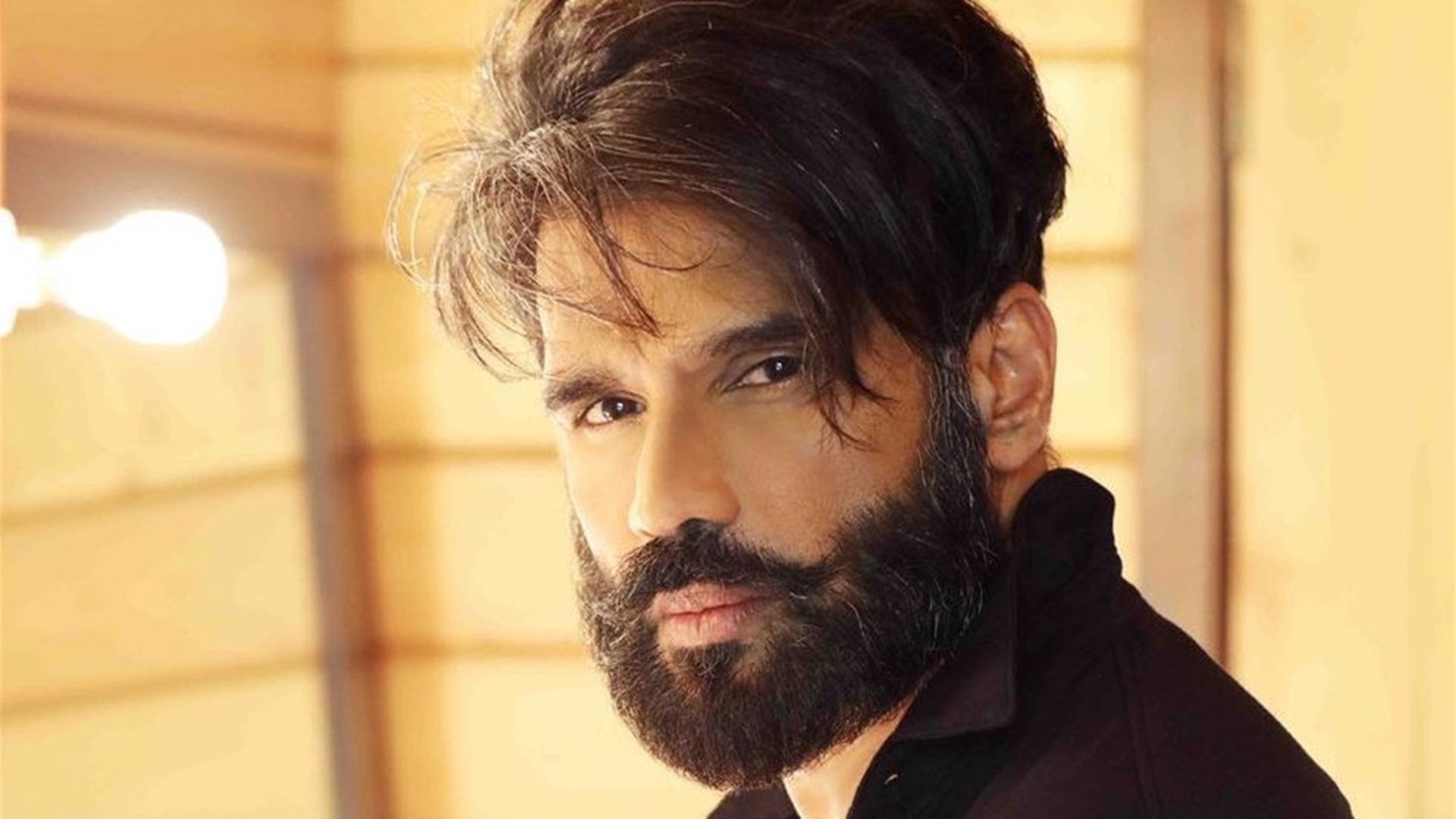 Sunil Shetty New Photo Hd - HD Wallpaper 