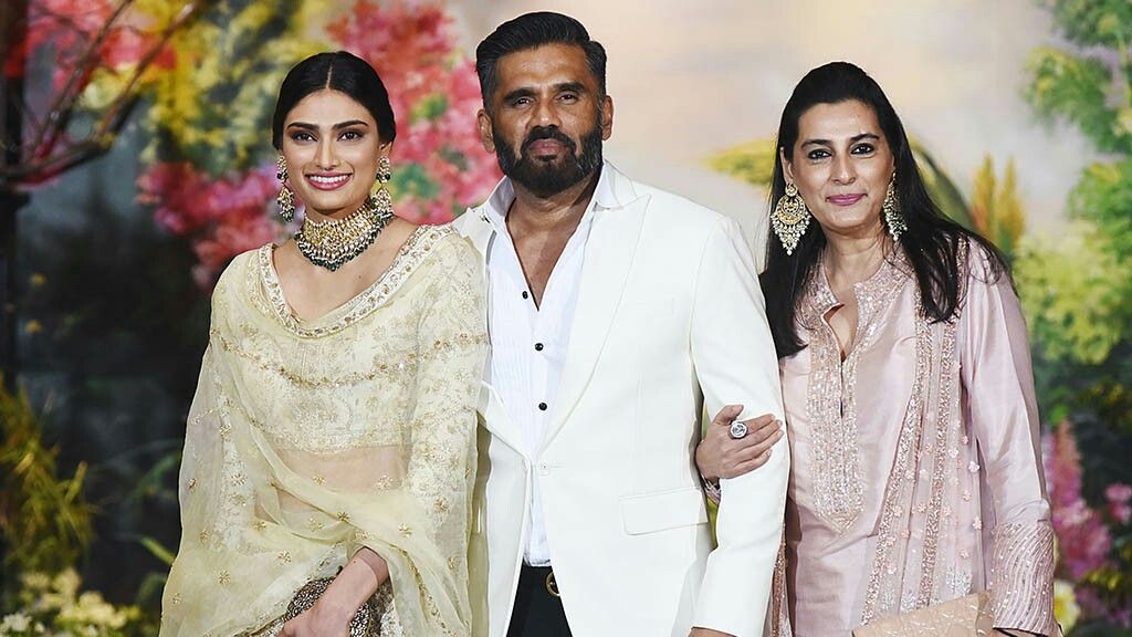 Kl Rahul And Athiya Shetty - HD Wallpaper 