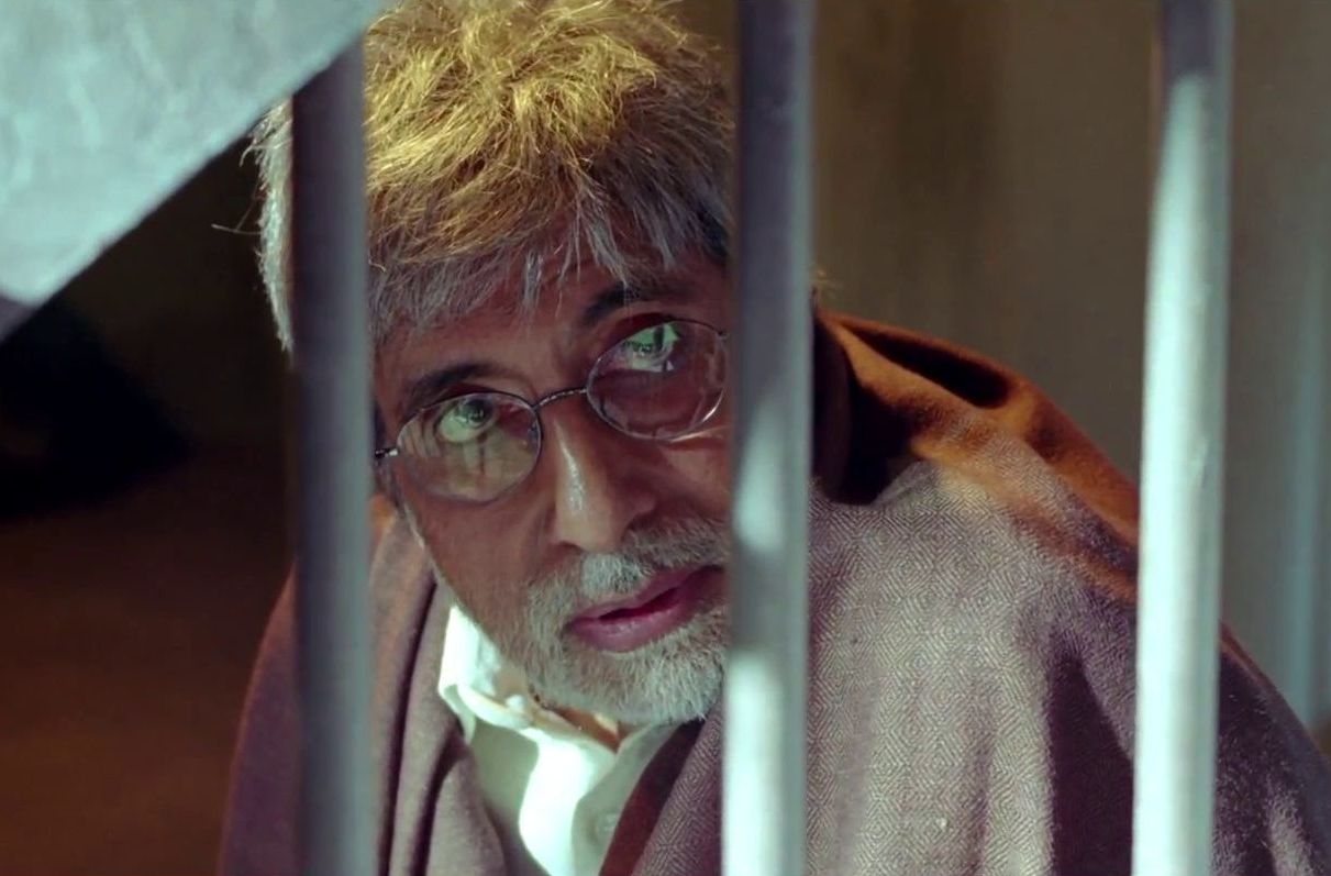 Satyagraha Movie Amitabh Bachchan - HD Wallpaper 