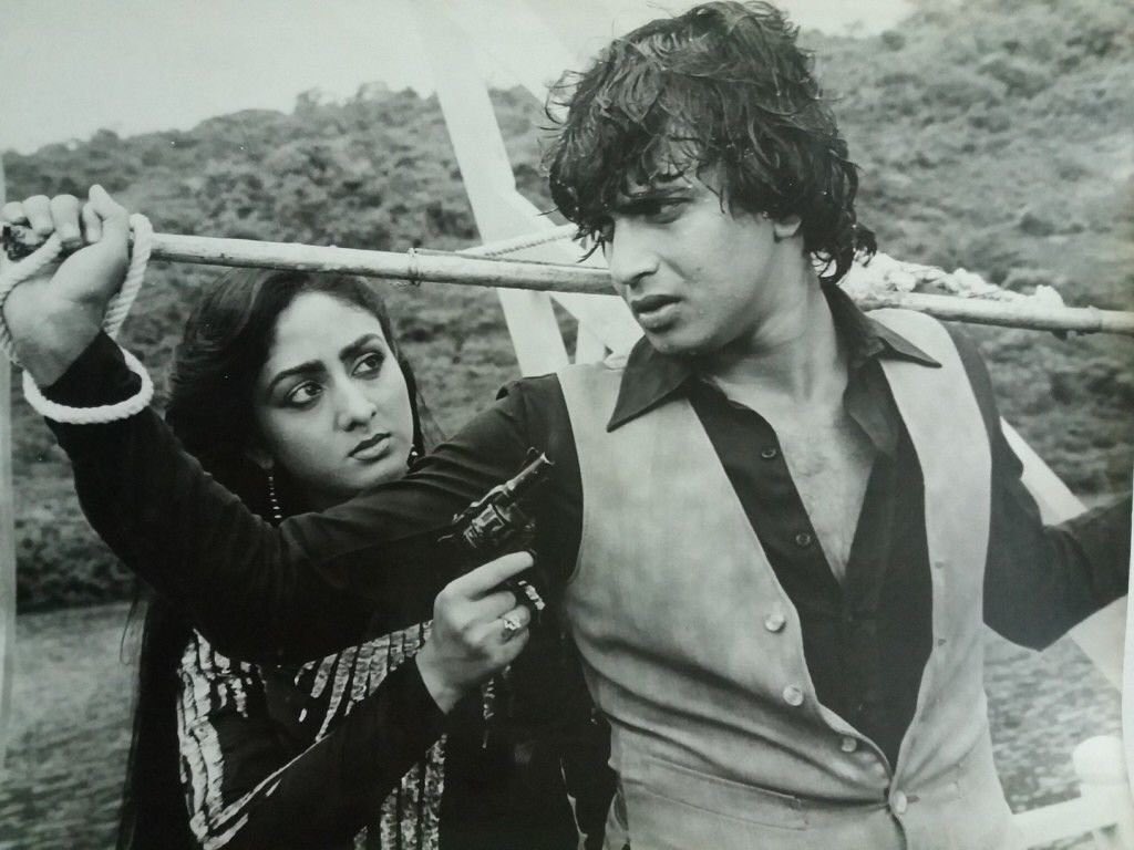 Monochrome - HD Wallpaper 