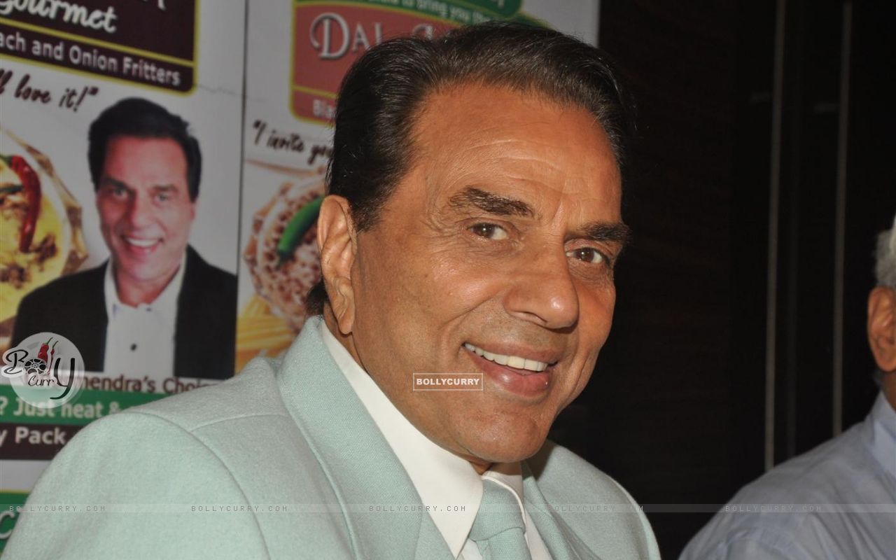 Dharmendra Launch Yummy Chef Heat And Eat - Gentleman - HD Wallpaper 