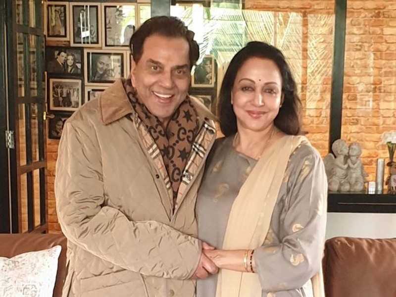 Dharmendra Hema Malini - HD Wallpaper 