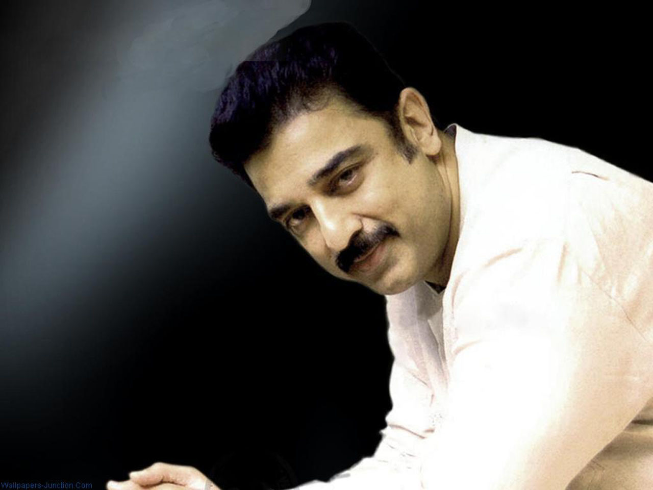 Kamal Hassan Hd Photoshoot Wallpapers - Kamal Haasan Old Stills - HD Wallpaper 