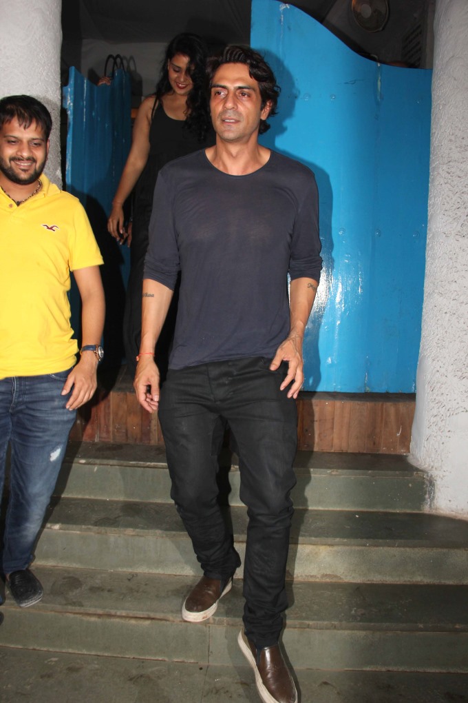 Arjun Rampal Photos - Latest Pics Of Arjun Rampal - HD Wallpaper 