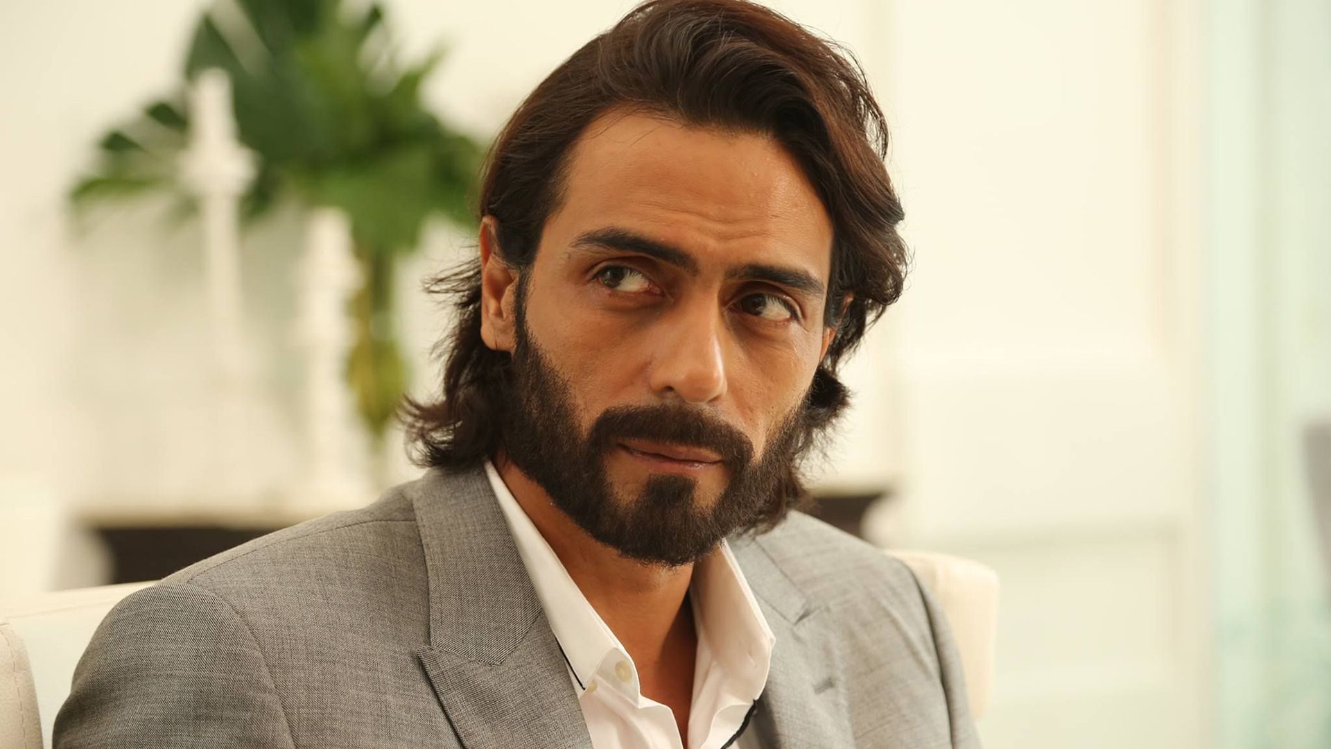 Bollywood Actor Long Hair - 1920x1080 Wallpaper Bollywood Actor Long Hair - 1920x1080 Wallpaper