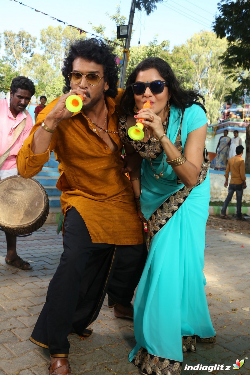 Upendra Matte Baa - Prema In Upendra Matte Baa - HD Wallpaper 