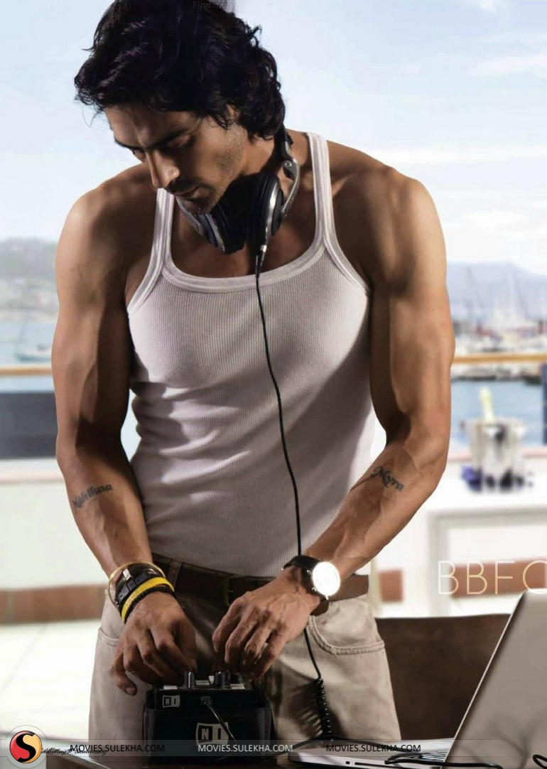 Mens Health Arjun Rampal - HD Wallpaper 