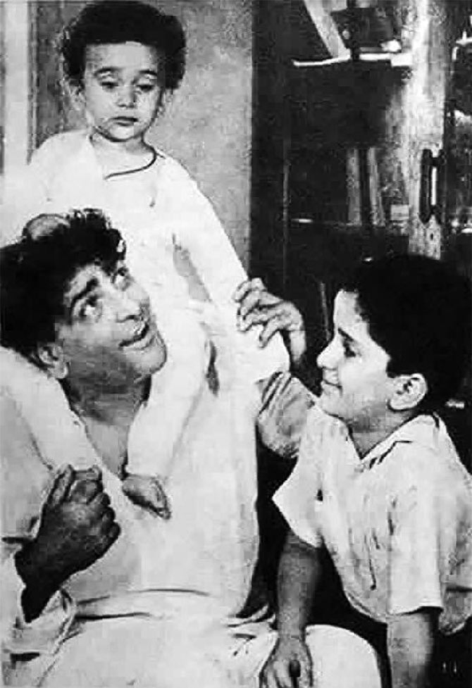 Shashi Kapoor As Child Artist - HD Wallpaper 