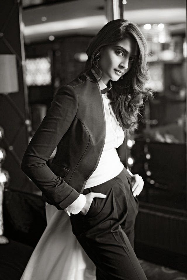 116 Best Images About Simply Awesome On Pinterest Actresses, - Sonam Kapoor Femina - HD Wallpaper 