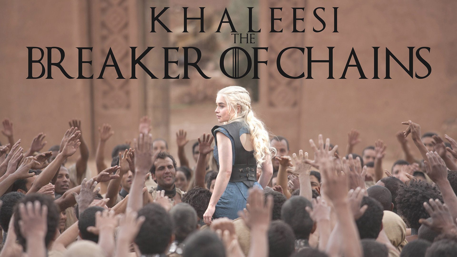 Black Guy In White Crowd - HD Wallpaper 