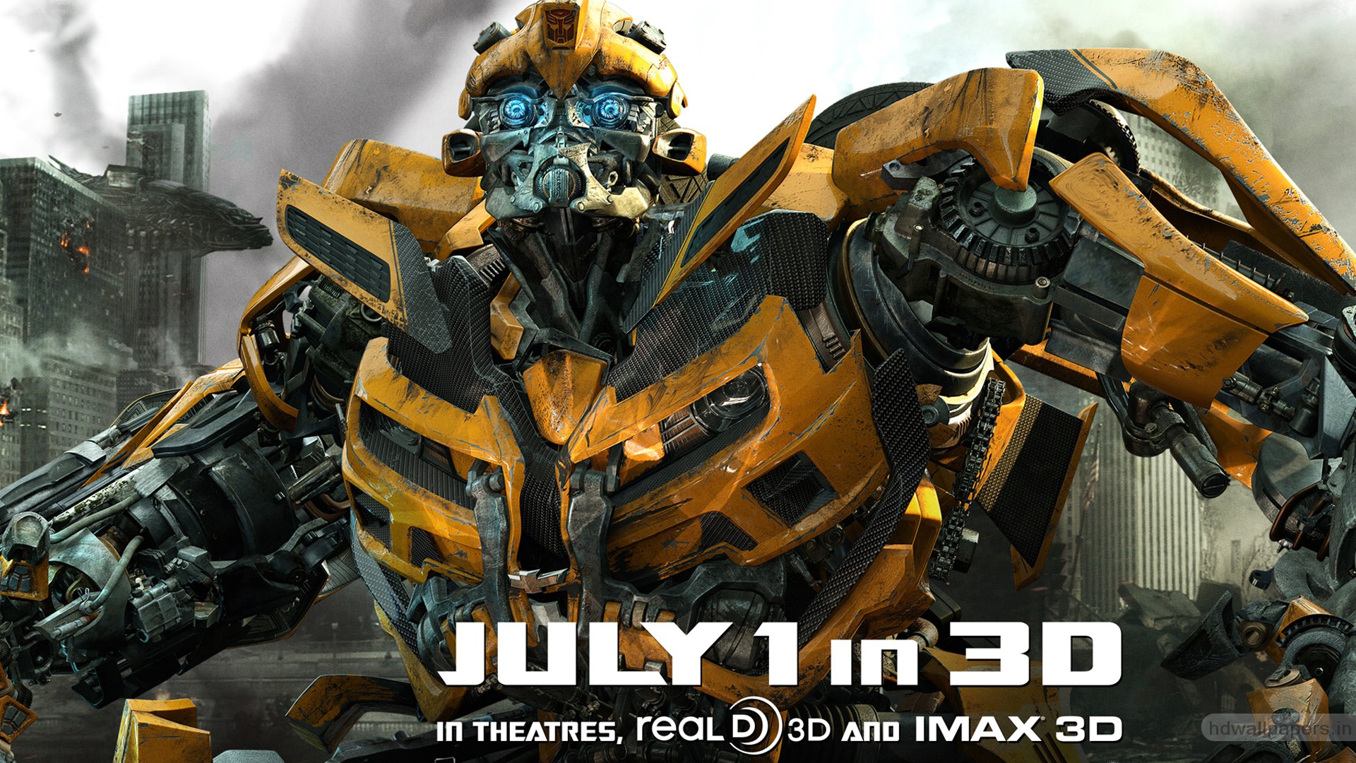 Bumblebee In New Transformers 3 Wallpaper - Transformers Dark Of The Moon - HD Wallpaper 