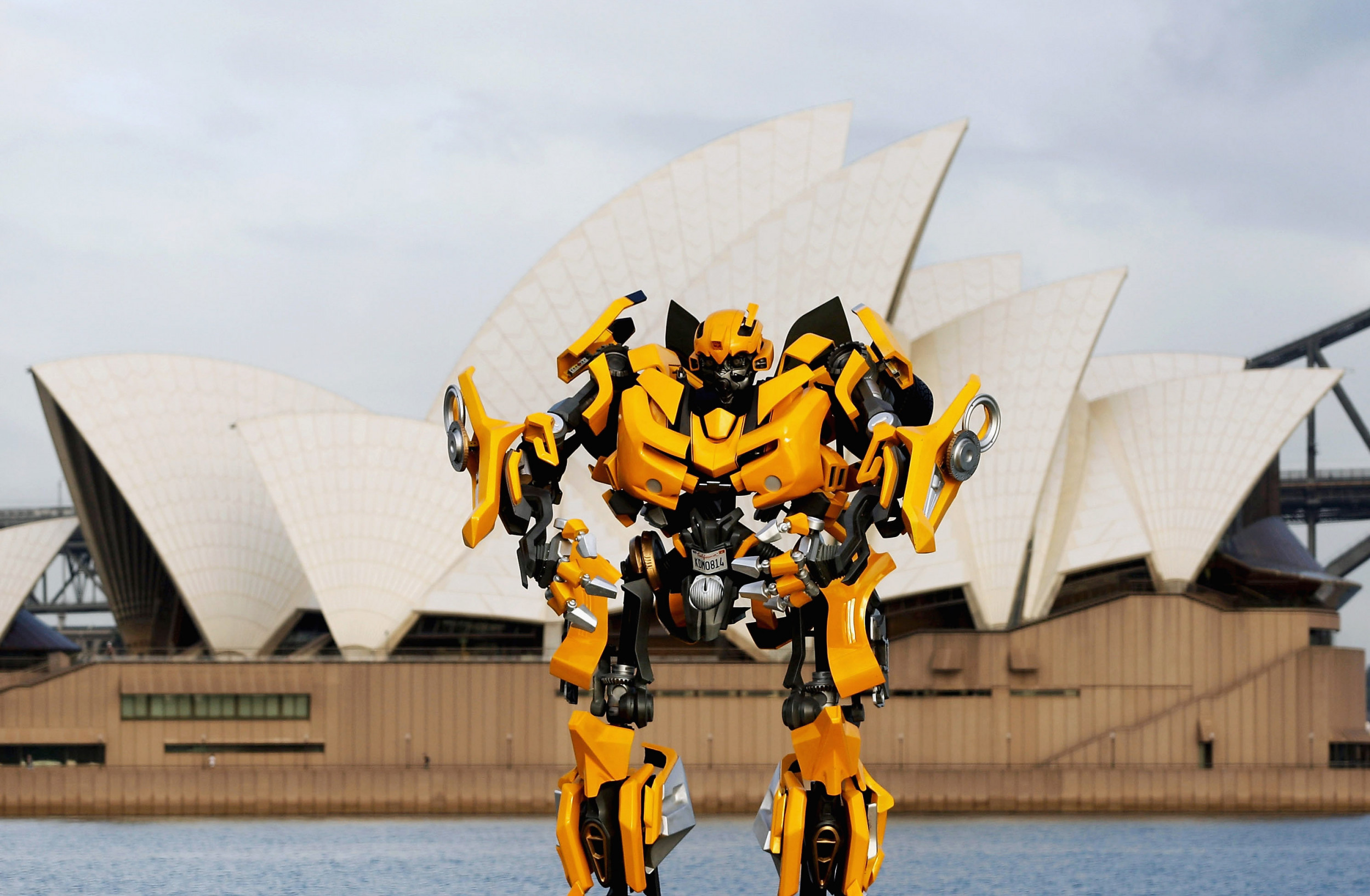 Bumblebee Transformers - Awesome Robots - HD Wallpaper 