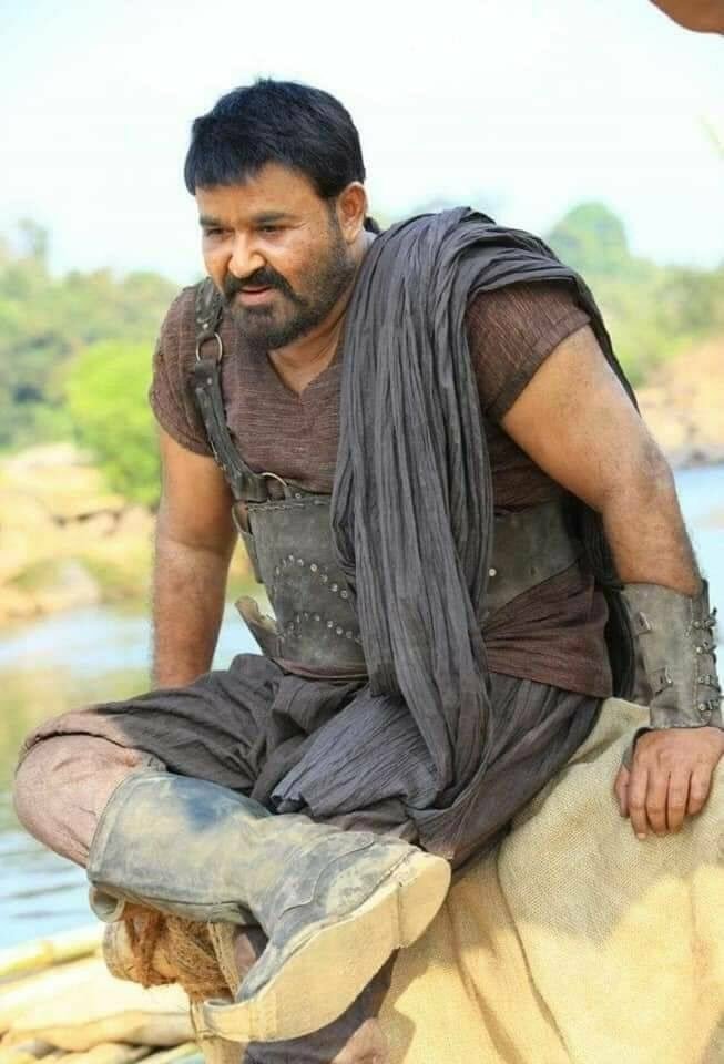 Kayamkulam Kochunni Kayamkulam Kochuni - Kayamkulam Kochunni Nivin Pauly And Mohanlal - HD Wallpaper 