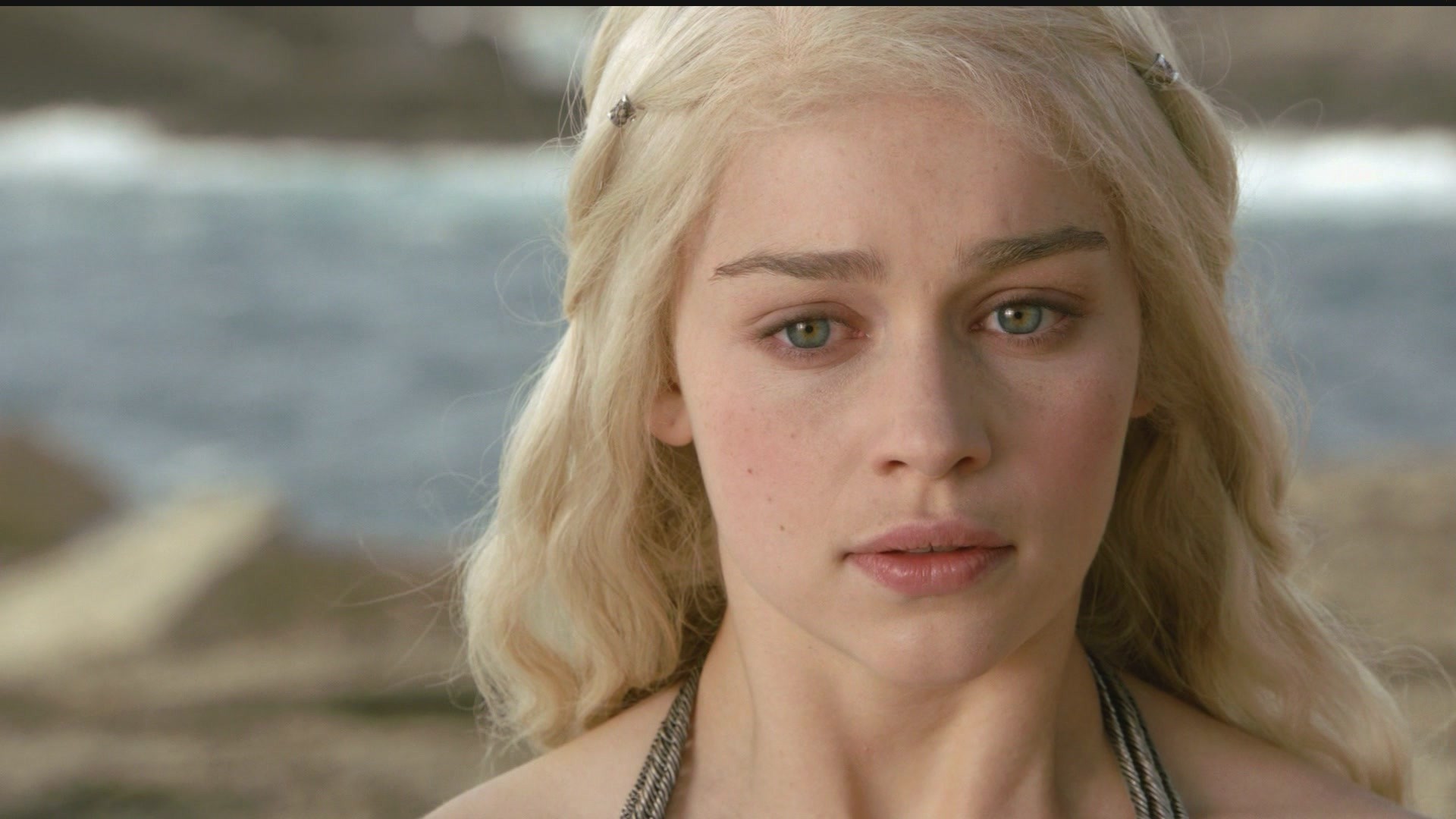Emilia Clarke Wallpaper - Daenerys Targaryen Eyes - HD Wallpaper 