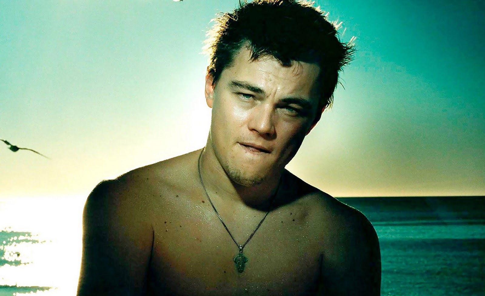 Leonardo Dicaprio Hot Body Scene High Definition Wallpapers - Leonardo Dicaprio Age 22 - HD Wallpaper 