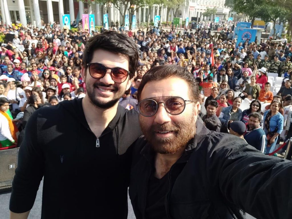 Sunny Deol In Delhi - HD Wallpaper 