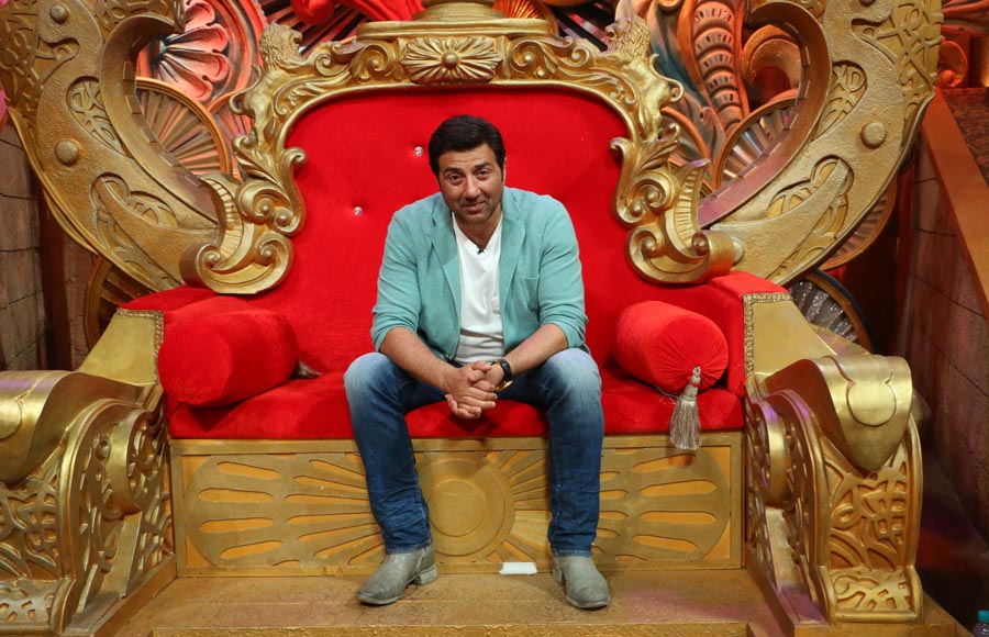 Alia Bhatt In Comedy Nights Bachao - HD Wallpaper 