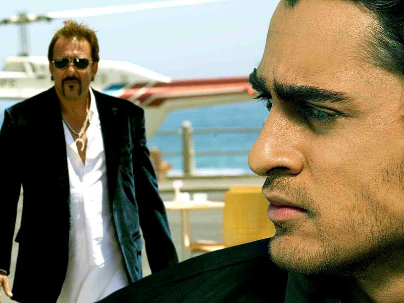 Sanjay Dutt And Imran Khan In Luck Wallpaper - Sanjay Dutt In Luck - HD Wallpaper 