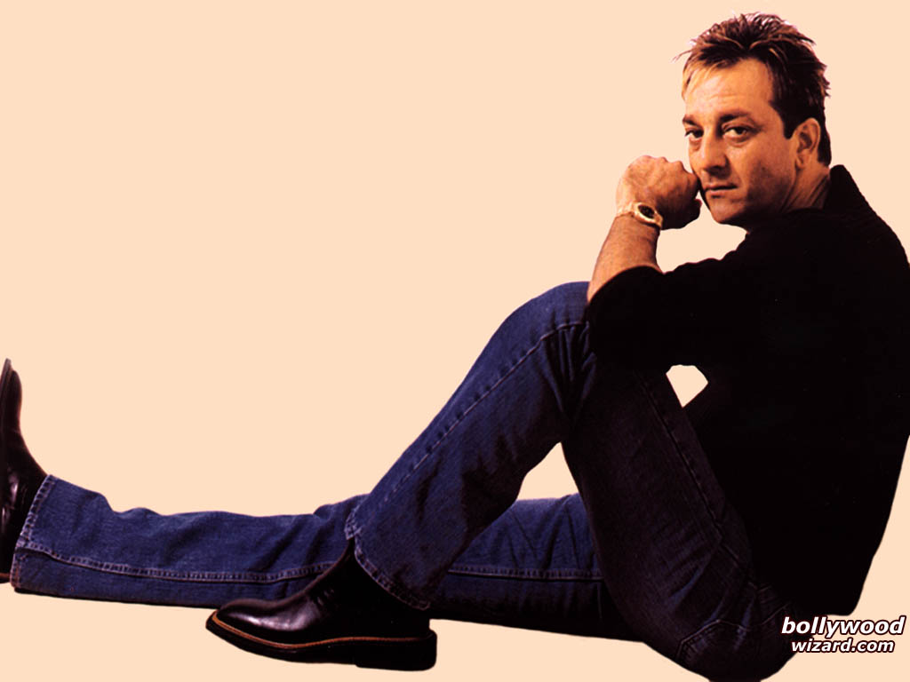 Sanjay Dutt - Sitting - HD Wallpaper 