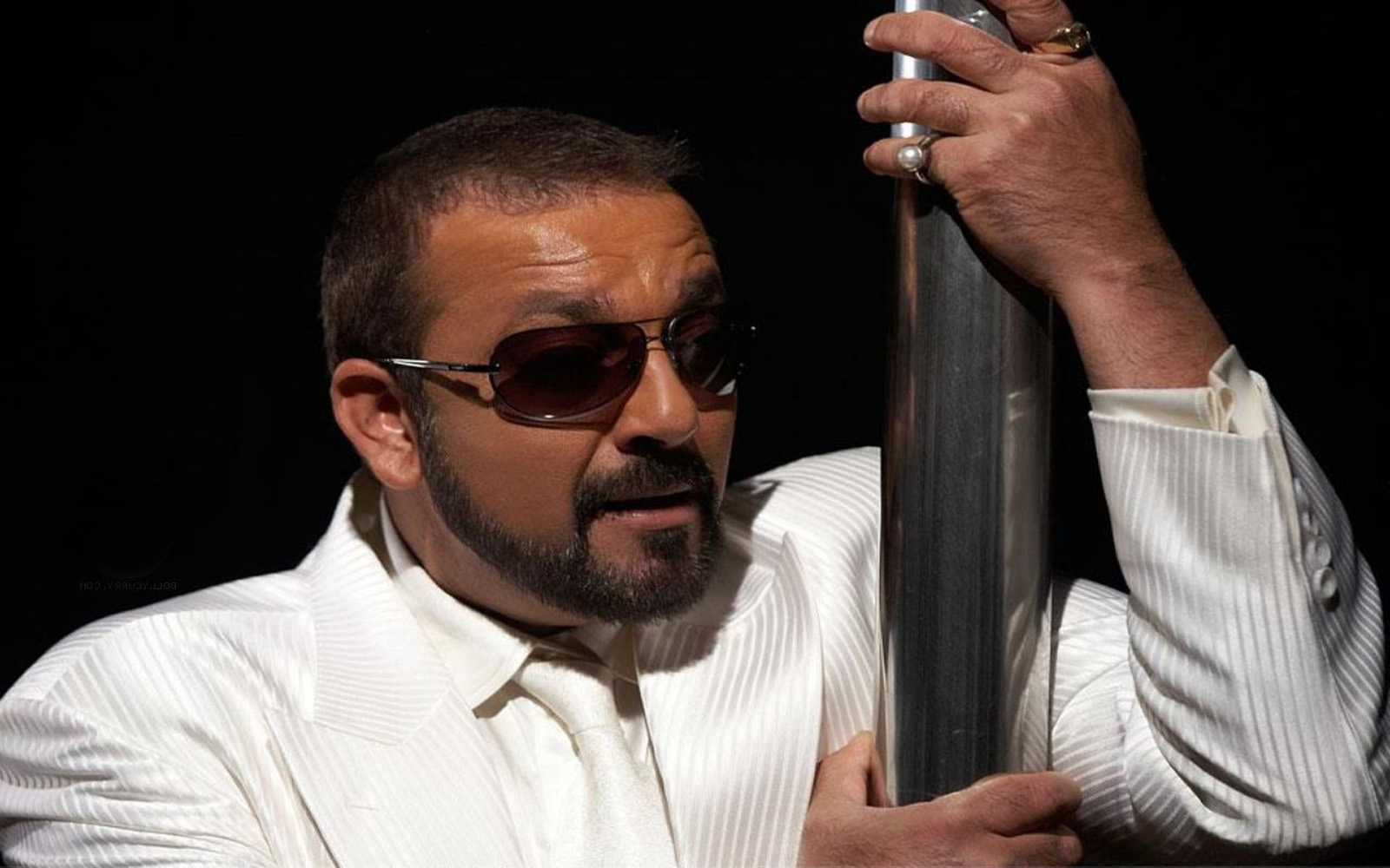 Sanjay Dutt In Negative Role Wallpapers And Backgrounds - Gentleman - HD Wallpaper 