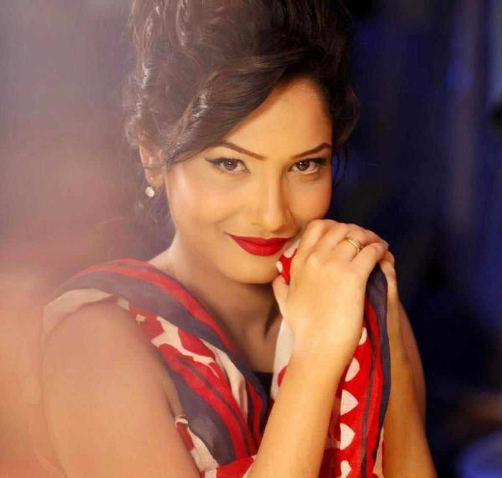 Ankita Lokhande Wallpaper Download - HD Wallpaper 